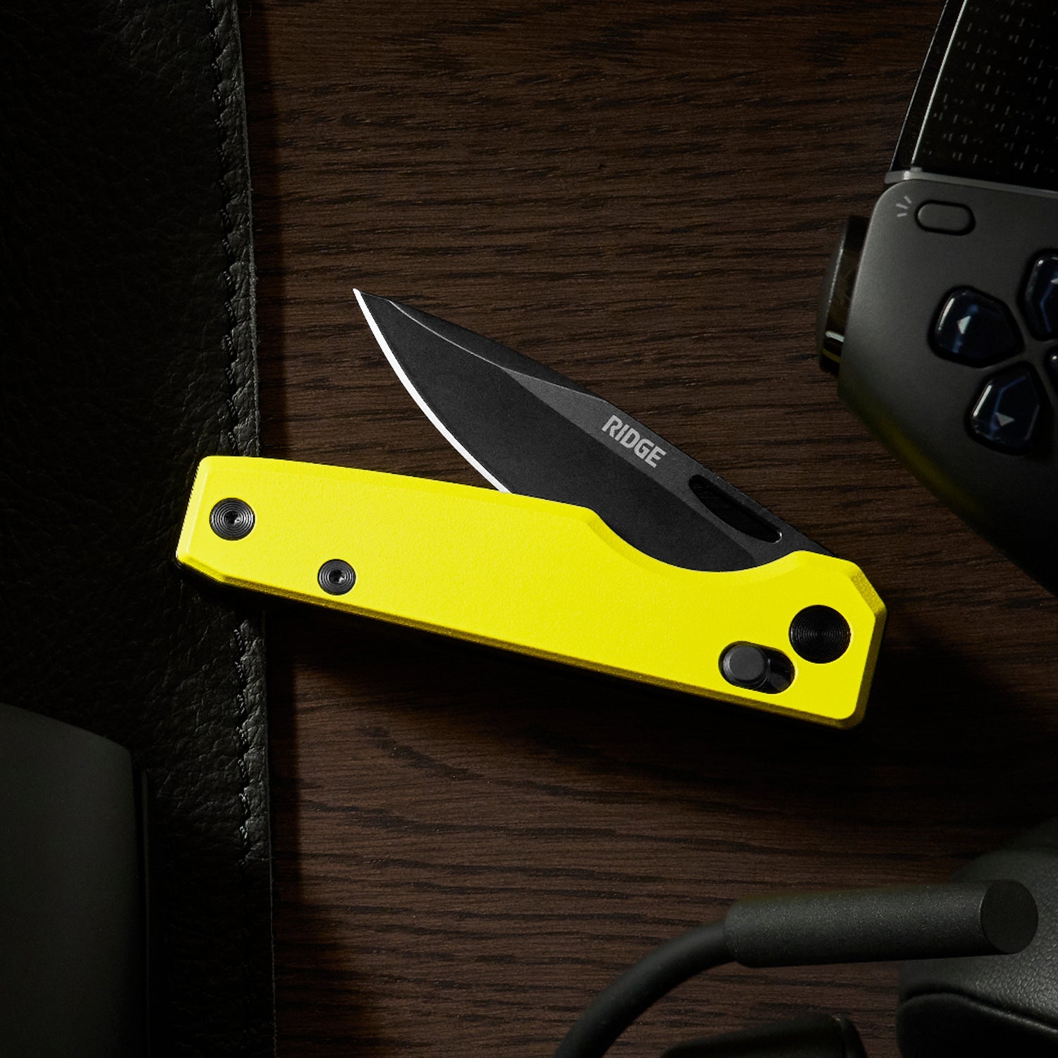 Everyday Folder - Hyper Lime