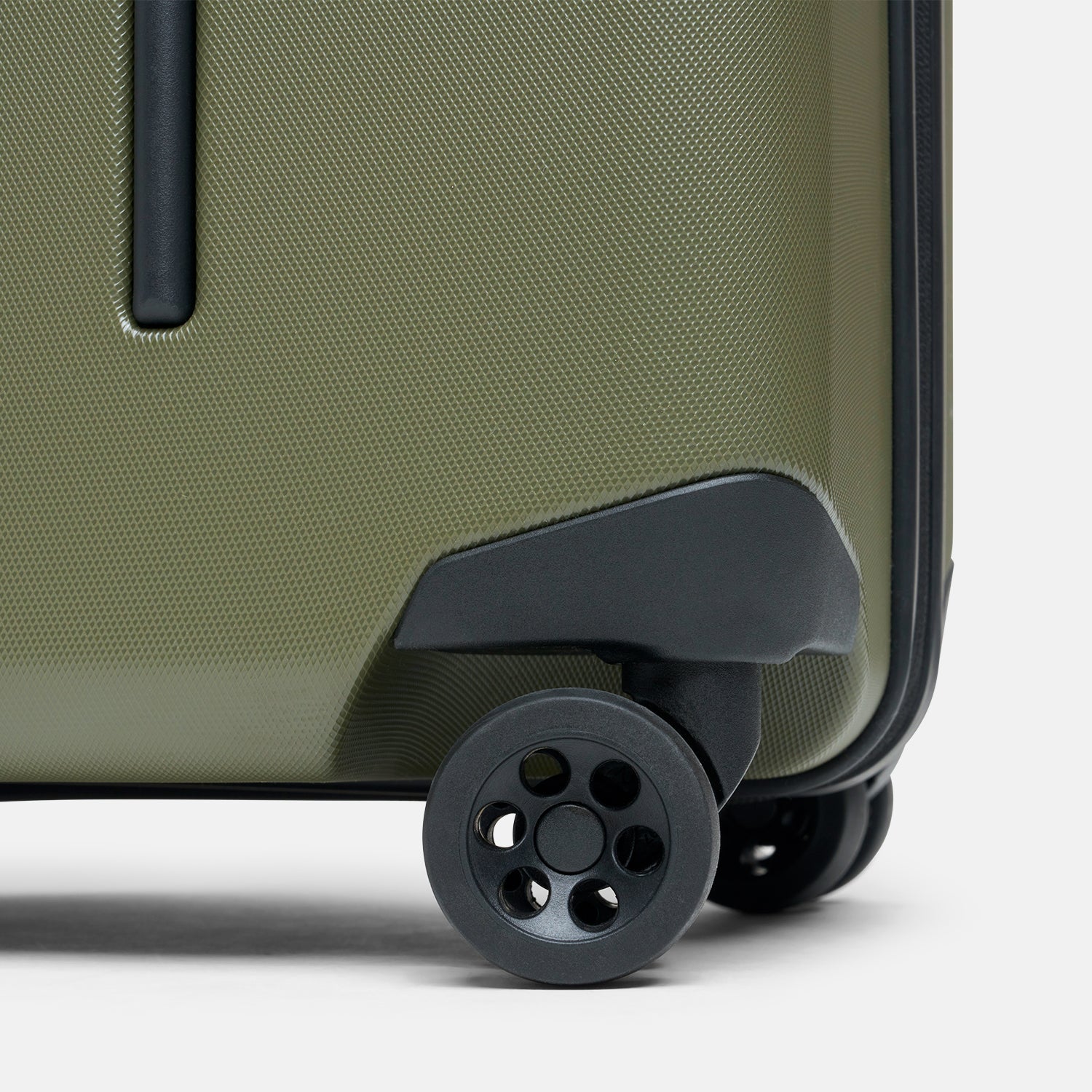 Ridge Check-In - Matte Olive