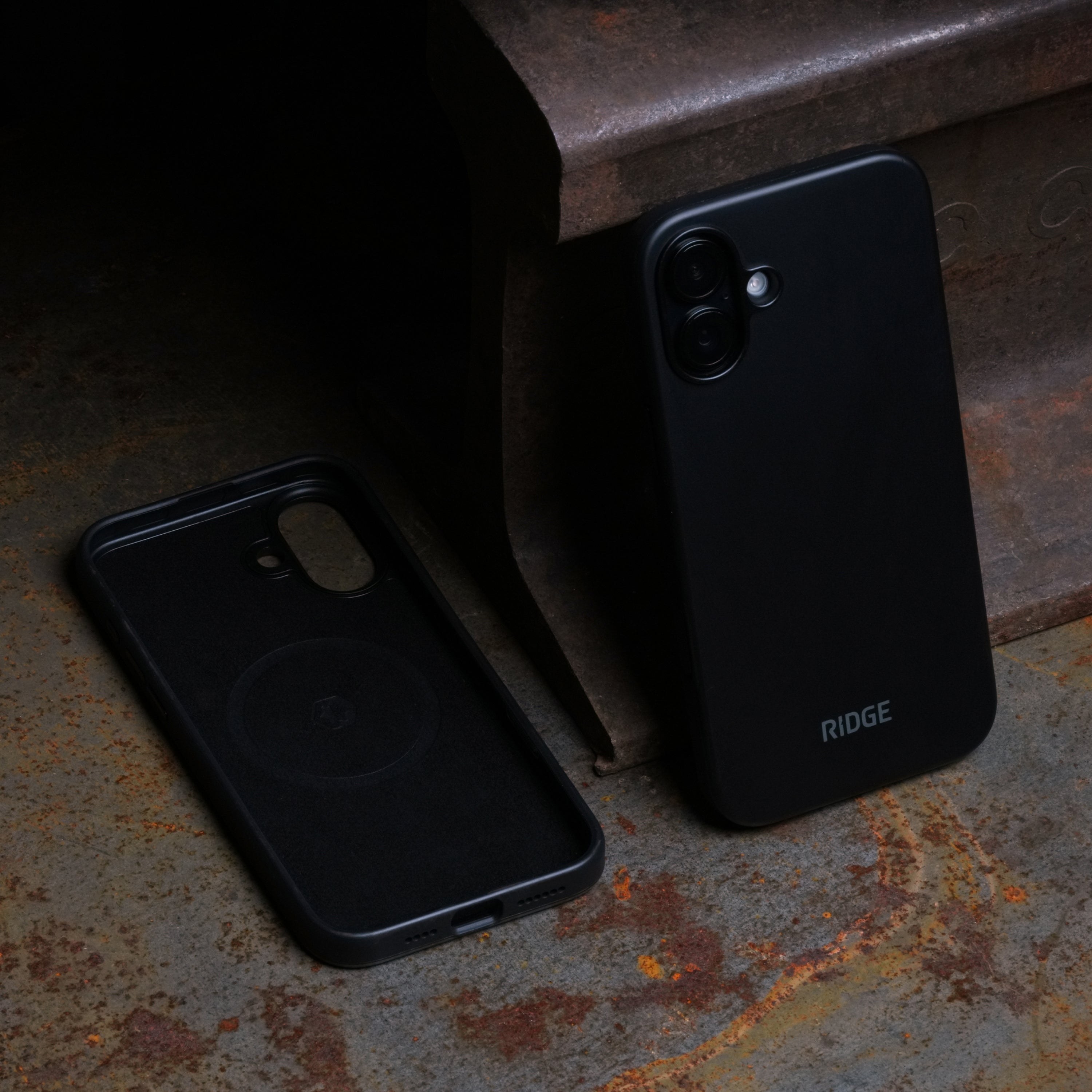 Everyday Phone Case - iPhone 16 - Matte Black