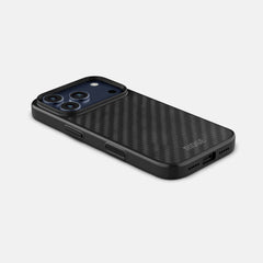 Everyday Phone Case - iPhone 17 Pro - Carbon