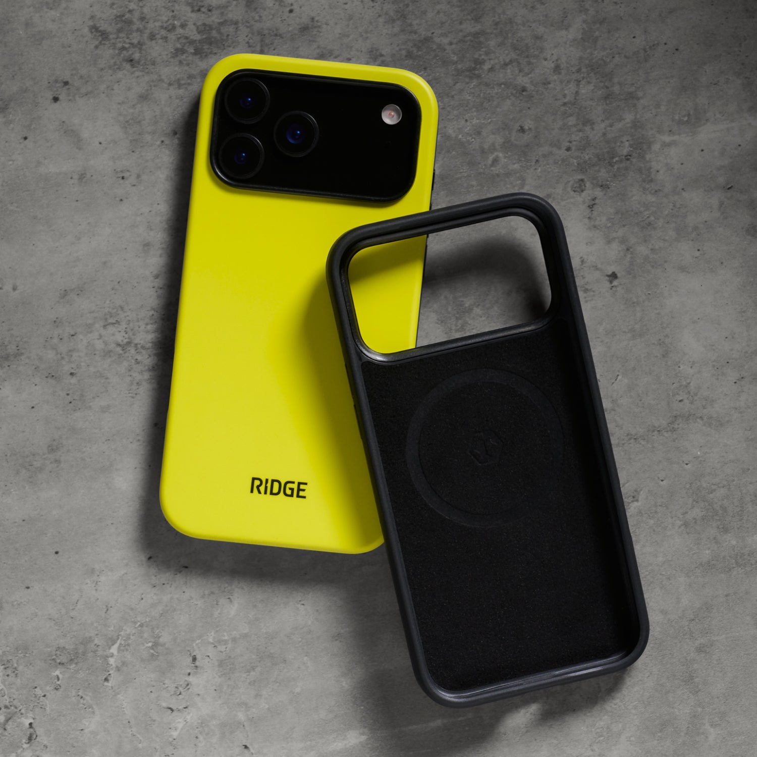 Everyday Phone Case - iPhone 17 Pro - Hyper Lime