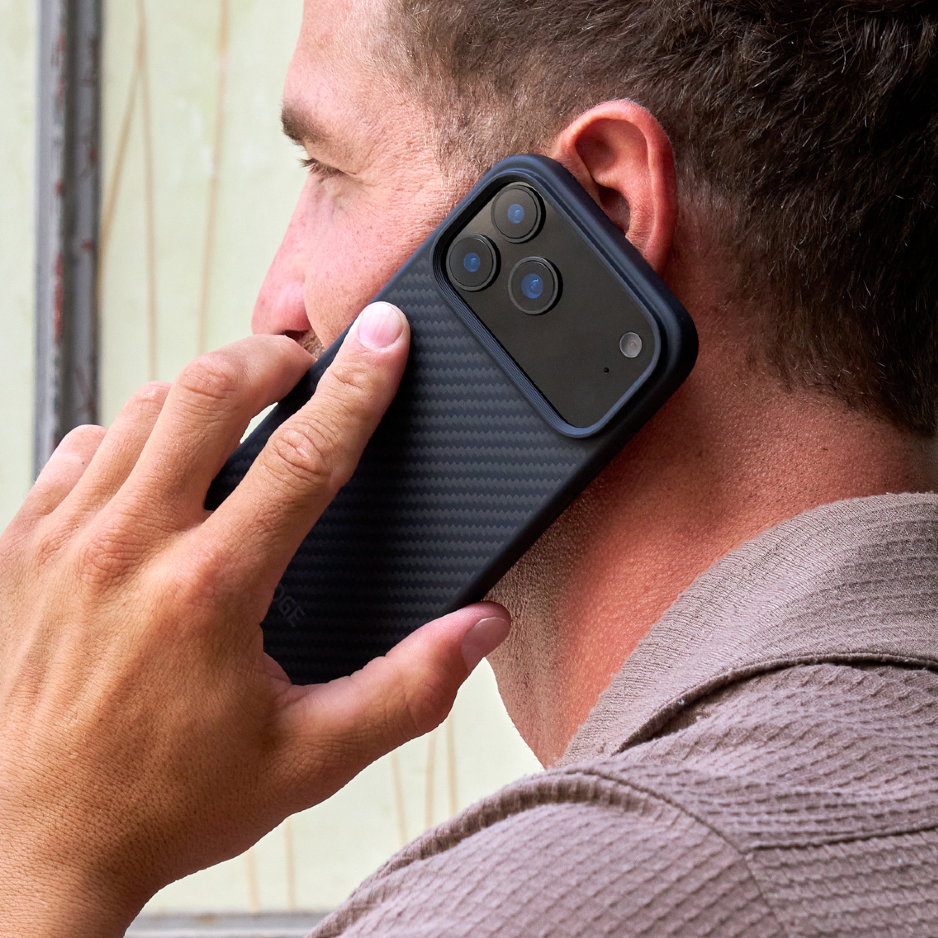 Everyday Phone Case - iPhone 17 Pro Max - Carbon